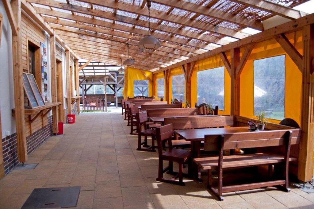 Holiday Park Vrchlabi - Lisci Farma Kültér fotó