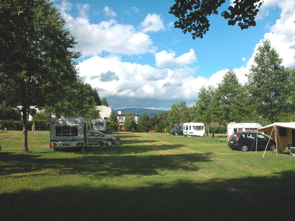 Holiday Park Vrchlabi - Lisci Farma Kültér fotó